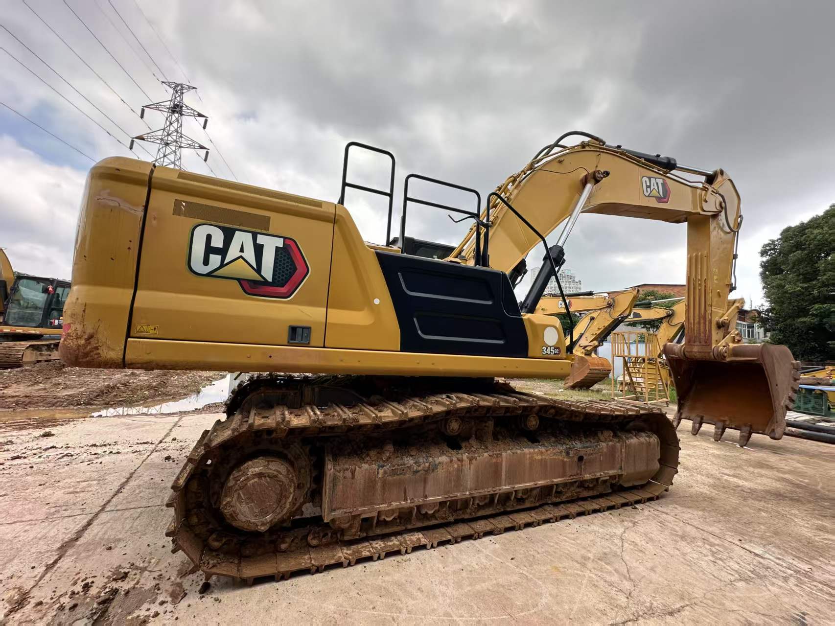 CAT345GC