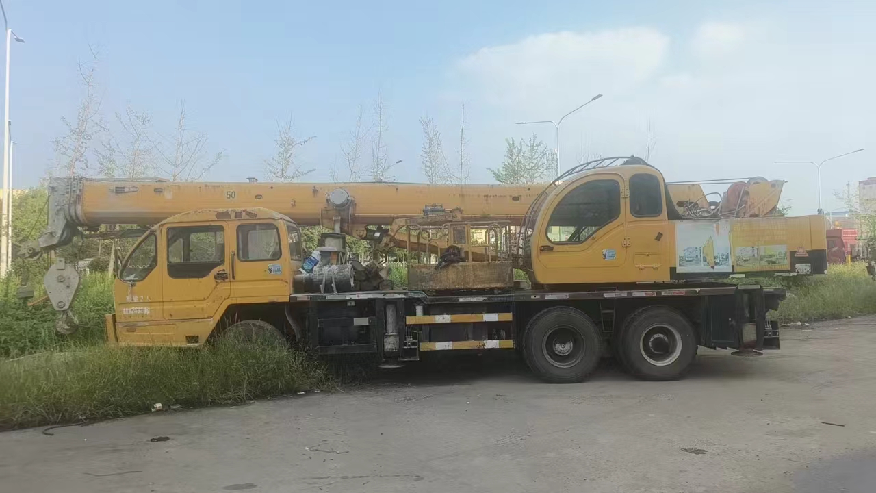 Gebrauchter XCMG-Kran 20B, Baujahr 2011