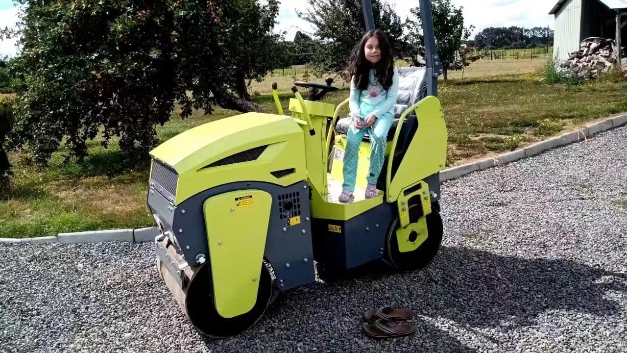 1200 Verdichter / Straßenwalze